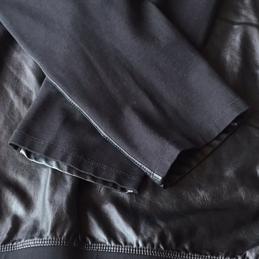 Roz and Ali black Faux Leather pants - Picture 2 of 2